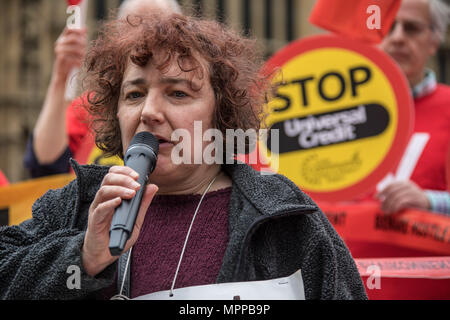 London, Großbritannien. 24. Mai, 2018. Die demonstranten Demonstration außerhalb des Parlaments während der nationalen Tag der Unite Union gegen die Regierungen All-in-One profitieren, Universal Kredit. David Rowe/Alamy leben Nachrichten Stockfoto