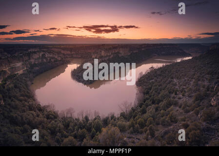 Spanien, Kastilien und Leon, Segovia, Hoces del Rio Duraton Naturpark bei Sonnenuntergang Stockfoto