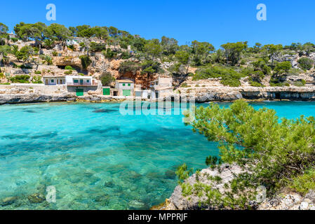 Cala Llombards - wunderschöner Strand in der Bucht von Mallorca, Spanien Stockfoto