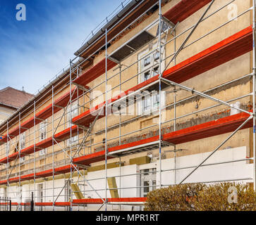 Bau Gerüst eines Gebäudes renoviert. Stockfoto