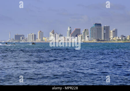 Tel Aviv Küste vom Mittelmeer gesehen. Stockfoto