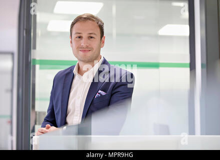 Skoda Auto DigiLab Israel Leiter des Tech Scouting und Business Development Vit Lichtenstein stellt während einer Pressekonferenz auf Skoda Auto Aktivitäten in Israel in Tel Aviv, Israel, am 23. Mai 2018. (CTK Photo/Rene Fluger) Stockfoto