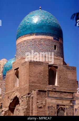 Kuppeln der Mausoleum, Shah-i-Zinda Komplex, Samarkand, 14.-15. Jahrhundert, (c 20) Künstler: CM Dixon, Unbekannt. Stockfoto