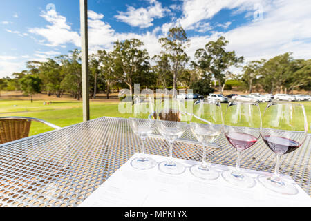 Weinprobe in Adelaide Hills Stockfoto