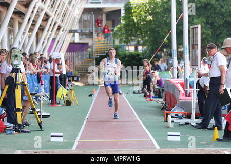 In Loughborough, England, 20, Mai, 2018. Alessandro Schenini konkurrieren im Weitsprung der Männer während der LIA Loughborough Internationalen Leichtathletik ann Stockfoto