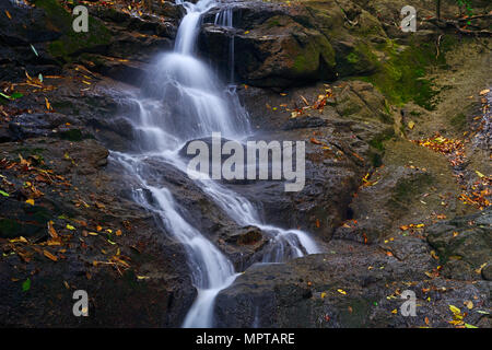 Kaskaden Wasserfall von Kathu, Phuket, Thailand Stockfoto