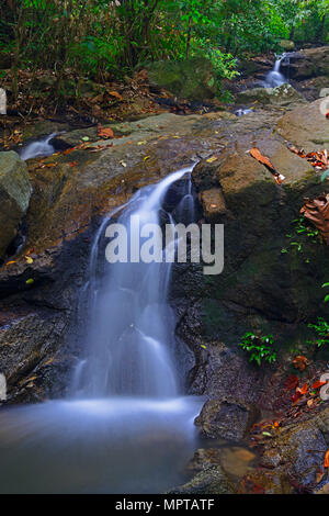 Kaskaden Wasserfall von Kathu, Phuket, Thailand Stockfoto