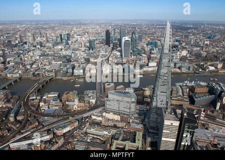 Der Shard, 32 London Bridge Street, Southwark, 2015. Artist: Damian Grady. Stockfoto