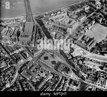 Trafalgar Square, Westminster, London, 1909. Künstler: James Lockyer. Stockfoto