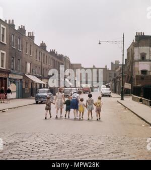 White Conduit Street, Islington, London, c 1950 - c 1960. Artist: John Gay. Stockfoto