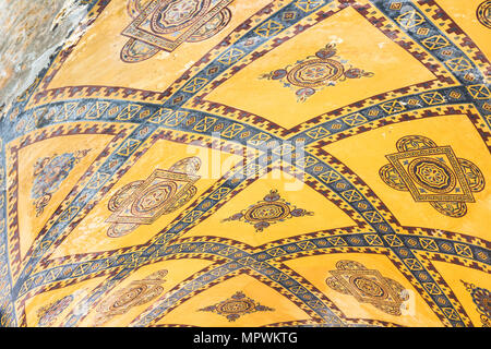 ISTANBUL, Türkei - 15. MAI 2018: Decke Ornament in der Hagia Sophia Kathedrale. Die Basilika ist in der ganzen Welt berühmten Monument der byzantinischen Architektur, das Symbol o Stockfoto