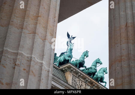 Quadriga auf dem Brandenburger Tor in Berlin, Deutschland Stockfoto