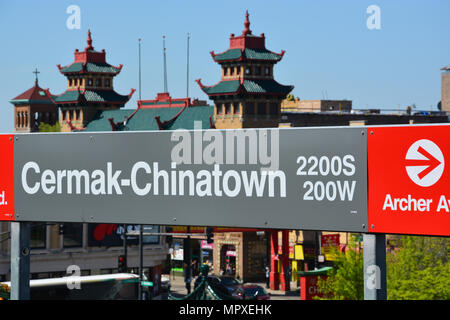 Der red-line L-Zug Chinatown Station mit Blick auf die legendären Nachbarschaft in der Nähe der South Side von Chicago. Stockfoto