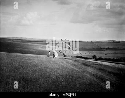 Windmill Hill, West Ilsley Downs, Berkshire, 1890. Artist: Henry verspotten. Stockfoto