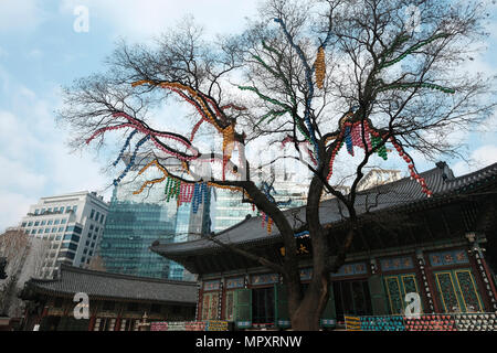 Der Innenhof der Bongeunsa buddhistischen Tempel in Samseong-dong, Gangnam-gu, Seoul, Südkorea Stockfoto