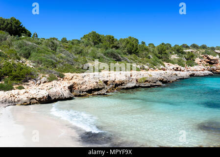 Cala Sa Nau - schöne Bucht und Strand auf Mallorca, Spanien - Europa Stockfoto