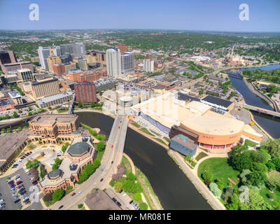 Rochester ist eine große Stadt im Südosten von Minnesota zentriert um Health Care Stockfoto