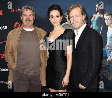 Hollywood, CA, USA. 24. Mai, 2018. 24. Mai 2018 - Hollywood, Kalifornien - John Wells, Emmy Rossum, William H. Macy. Showtime's 'hameless'' FYC Veranstaltung in Lindwood Dunn Theater. Photo Credit: Birdie Thompson/AdMedia Credit: Birdie Thompson/AdMedia/ZUMA Draht/Alamy leben Nachrichten Stockfoto