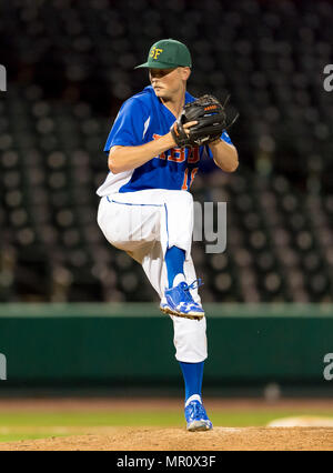 23. Mai 2018: Houston Baptist Krug Matthew McCollough (18) Während der Süden Konferenz Meisterschaften 2018. Spiel 4 Houston Baptist University vs Central Arkansas an der Konstellation Feld Sugar Land, Texas. Houston Baptist gewann in sieben Innings 14 - 4. Stockfoto
