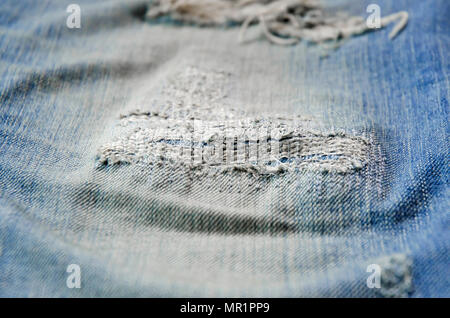 Textur von Jeans und blaue Jeans auf Holzboden, jeans Muster Hintergrund, Textur Jeans. Stockfoto