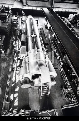 Foto von einem Atlas Rakete in einem Kleiderbügel in Cape Canaveral, Florida. Die SM-65 Atlas war das erste interkontinentale ballistische Raketen (ICBM) von den Vereinigten Staaten entwickelt und das erste Mitglied der Atlas-rakete Familie. Vom 20. Jahrhundert Stockfoto