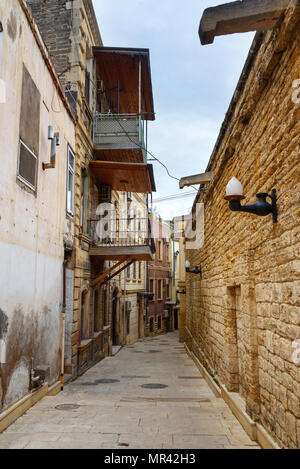 Gasse in der Altstadt Icheri Sheher in Baku. Aserbaidschan Stockfoto