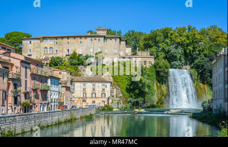 Isola del Liri, kleine Stadt in der Provinz Frosinone in der italienischen Region Latium. Stockfoto