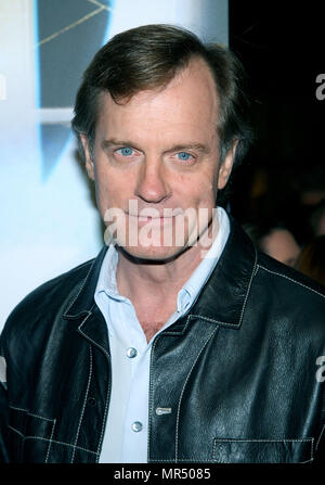 Stephen Collins (Siebter Himmel) Ankunft in "Die WB 2003 Winter TCA Tour Party' in Hollywood und Highland in Los Angeles, Ca. Samstag, Januar 11, 2003 CollinsStephen 7thHeaven 151 Red Carpet Event, Vertikal, USA, Filmindustrie, Prominente, Fotografie, Bestof, Kunst, Kultur und Unterhaltung, Topix Prominente Fashion/Vertikal, Besten, Event in Hollywood Leben - Kalifornien, Roter Teppich und backstage, USA, Film, Stars, Film Stars, TV Stars, Musik, Promis, Fotografie, Bestof, Kunst, Kultur und Unterhaltung, Topix, headshot, vertikal, eine Person, von der ja Stockfoto