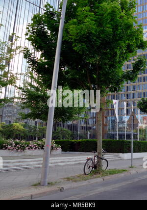 Foto von der Zentrale der Axel Springer International, Berlin, Deutschland. Axel Springer SE ist einer der größten Digital Publishing Häuser in Europa, mit zahlreichen Multimedia News Marken, wie BILD, WELT, und Fakt und beschäftigte mehr als 15.000 Mitarbeiter Stockfoto