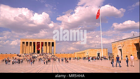 Ankara/Türkei - 19. Mai 2018: Menschen 19. Mai Gedenken an Atatürk, Jugend und Sport Tag an das Mausoleum Anitkabir, Mustafa Kemal Ataturks Mausoleum feiern Stockfoto