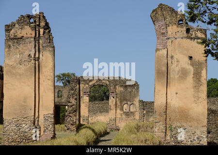 Äthiopien, Gondar, Fasil Ghebbi, UNESCO World Heritage Site, fort und Palast von König Fasiledas vom 16.-17. Jahrhunderts / AETHIOPIEN, Gonder, Fasil Ghebbi ist eine Festungsstadt und gehoert zum UNESCO-Weltkulturerbe, Fasiledas Festung und Palast, im 16. und 17. Jahrhundert Krieg sterben Stadt Residenz des aethiopischen Kaiser Fasilidas Stockfoto