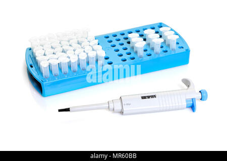 Pipette und Eppendorf Röhrchen Stockfoto