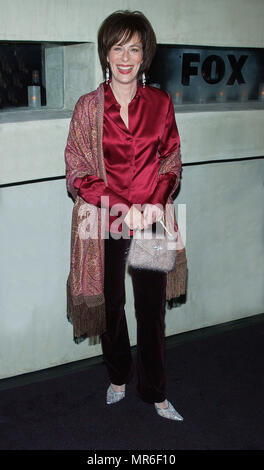 Jane Kaczmarek im Fox in der Saison Party für den TCA-Ankunft auf dem Dolce Restaurant in Los Angeles. 16. Januar 2004. KaczmarekJane 046 Red Carpet Event, Vertikal, USA, Filmindustrie, Prominente, Fotografie, Bestof, Kunst, Kultur und Unterhaltung, Topix Prominente Fashion/Vertikal, Besten, Event in Hollywood Leben - Kalifornien, Roter Teppich und backstage, USA, Film, Stars, Film Stars, TV Stars, Musik, Promis, Fotografie, Bestof, Kunst, Kultur und Unterhaltung, Topix, vertikal, eine Person aus dem Jahr 2003, Anfrage tsuni@Gamma-USA.com Mode - Fu Stockfoto