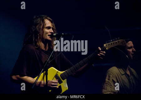 König Gizzard & die Eidechse Assistent führt ein Live Konzert Stockfoto