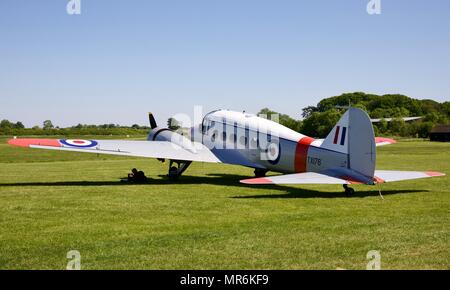 1946 C 19 Avro Anson mit einer neuen Lackierung der Royal Air Force feiert 100-jähriges Jubiläum Stockfoto