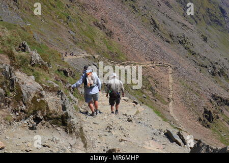 Steilen Abstieg auf der Pyg Track auf Snowdon Stockfoto