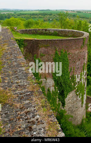 Die Festungsanlagen von Vauban in Montreuil, Frankreich Stockfoto