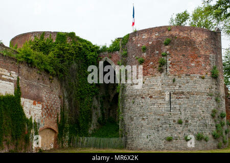 Die Festungsanlagen von Vauban in Montreuil, Frankreich Stockfoto