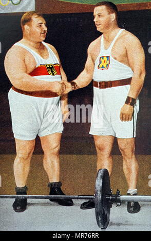 Foto von Dr. Josef Straßberger (1894-1950) und Jaroslav Skobla (1899 - 1959) im Jahr 1932 Olympische Spiele. Jaroslav Gold für die Tschechoslowakei und Josef Bronze für Deutschland im Schwergewicht. Stockfoto