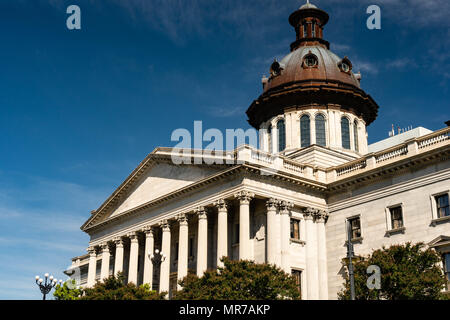 Eine horizontale Zusammensetzung des Kapitals Statehouse Dome in Kolumbien Sout Carolina Stockfoto