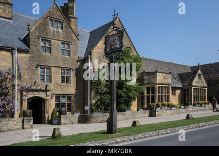 Lygon Arms, AD1532, an der Hauptstraße, am Broadway, in den Cotswolds, Oxfordshire, UK Stockfoto