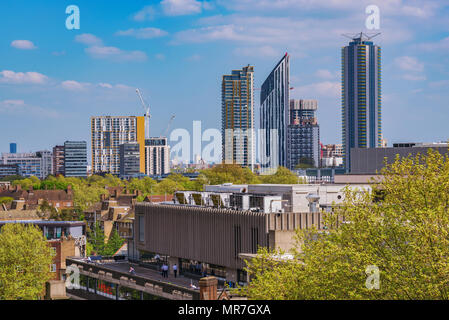 LONDON, GROSSBRITANNIEN - 04 Mai: Blick auf moderne Wolkenkratzer Bürogebäude in London am Mai 04, 2018 in London. Stockfoto