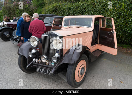 Vor 1940 Rolls Royce Phantom in Cornwall, Großbritanniens während des Rolls Royce 20 Ghost Club jährlichen Tour. Stockfoto