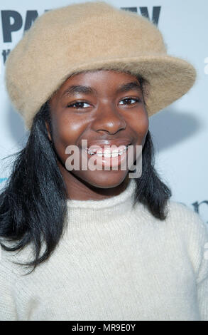 Camille Winbush (Bernie Mac Show) 2002 auf dem Internationalen Tag des Kindes gefährdeter Ankunft in Santa Monica Pier in Los Angeles. November 10, 2002. BernieMac WinbushCamille 394 Red Carpet Event, Vertikal, USA, Filmindustrie, Prominente, Fotografie, Bestof, Kunst, Kultur und Unterhaltung, Topix Prominente Fashion/Vertikal, Besten, Event in Hollywood Leben - Kalifornien, Roter Teppich und backstage, USA, Film, Stars, Film Stars, TV Stars, Musik, Promis, Fotografie, Bestof, Kunst, Kultur und Unterhaltung, Topix, headshot, vertikal, eine Person, von der ja Stockfoto