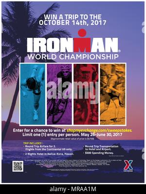 Urch Juni 30, Army & Air Force Exchange Service Käufer können für die Chance, eine Reise für zwei Personen nach Kailua-Kona, Hawaii, zu gewinnen, dieser Fall für die Ironman Weltmeisterschaft 2017 eingeben. Der glückliche Gewinner wird ein $ 4.700 Preispaket inklusive Rundreiseairfare vergeben werden, zwei Übernachtungen, Transfer zum Hotel und zum Flughafen, $ 500 in Geld und zwei Karten für die Ironman Weltmeisterschaft am 14. Oktober. Stockfoto