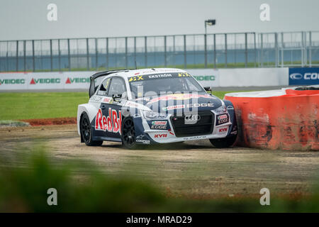 Towcester, Northamptonshire, Großbritannien. 26 Mai, 2018. Welt Rallycross Fahrer Mattias Ekström (SWE) und EKS-Audi Sport Laufwerke während der FIA World Rallycross Meisterschaft in Silverstone (Foto durch Gergo Toth/Alamy Live-Nachrichten) Stockfoto