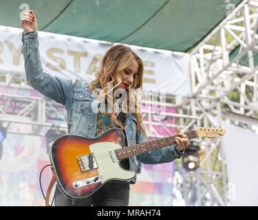 Mai 25, 2018 - Napa, Kalifornien, USA - CAITLYN SMITH während BottleRock Musik Festival im Napa Valley Expo in Napa, Kalifornien (Bild: © Daniel DeSlover über ZUMA Draht) Stockfoto