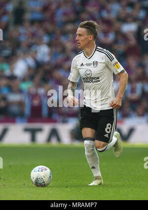 Stefan Johansen von Fulham während der Sky Bet Meisterschaft Play-Off Finale zwischen Aston Villa und Fulham im Wembley Stadium am 26. Mai 2018 in London, England. (Foto durch Arron Gent/phcimages.com) Stockfoto