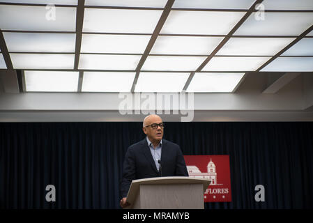 26. Mai 2018. Caracas, Venezuela. Der venezolanische Minister für Kommunikation, Jorge Rodríguez, in die Medien und die Freilassung der US-Bürger Joshua Holt zu verkünden, der Verschwörung und Spionage vorgeworfen. Credit: Marcos Salgado/Alamy Nachrichten Stockfoto