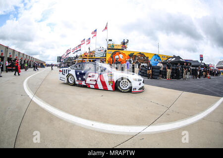 26. Mai 2018: Monster Energy NASCAR Cup Series Treiber Brad Keselowski (2) Kopf aus für Coca-Cola 600 Praxis. Concord, NC Jonathan Huff/CSM Credit: Cal Sport Media/Alamy leben Nachrichten Stockfoto